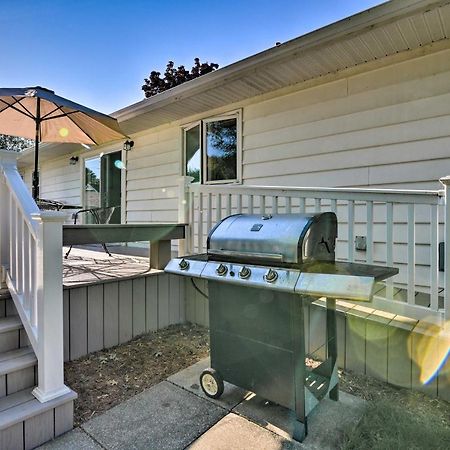Lake Huron House With Grill And Beach Access! East Tawas Экстерьер фото